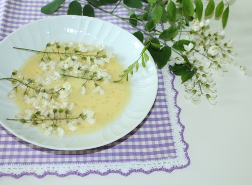 prepariamo le frittelle di fiori di acacia